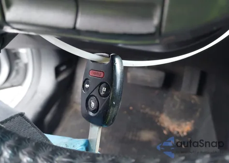 2012 Honda Accord 2.4 Ex-L from USA, damaged, VIN 1HGCS1B86CA008524